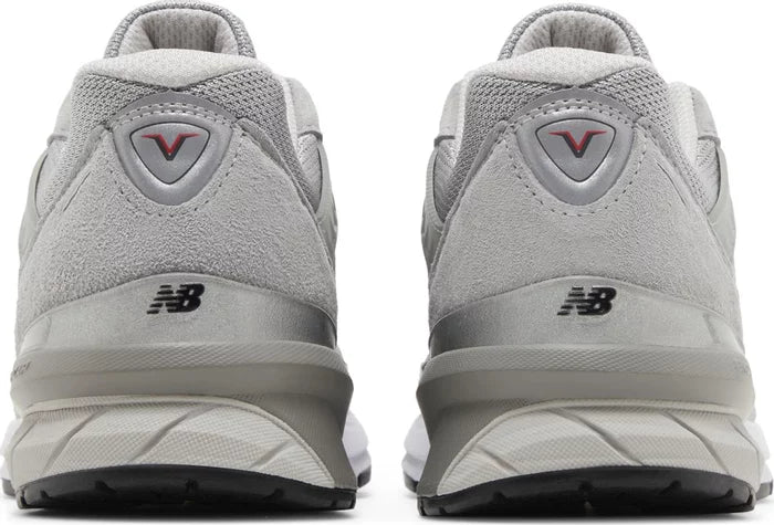 New Balance 990v5 Grey